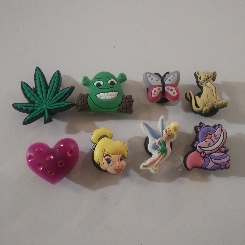 Lot of 8 Jibbitz- Tinker Bell, Shrek, Lion King